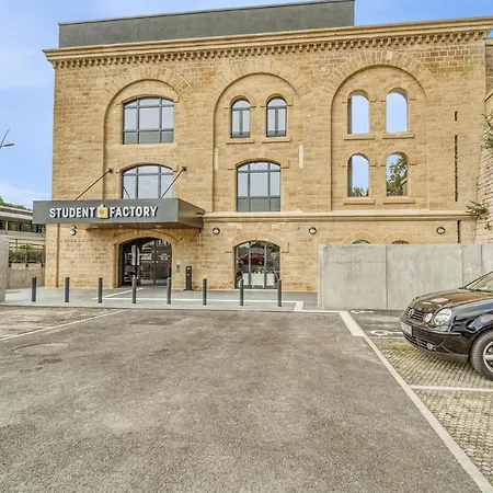 Lejlighedshotel Student Factory Treves 3*